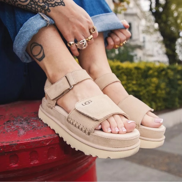 UGG Shoes - UGG Goldenglow Sandal